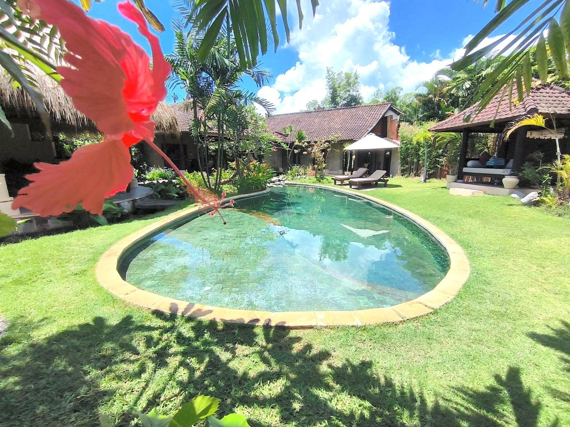 Villa Plawa Asri Seminyak Esterno foto