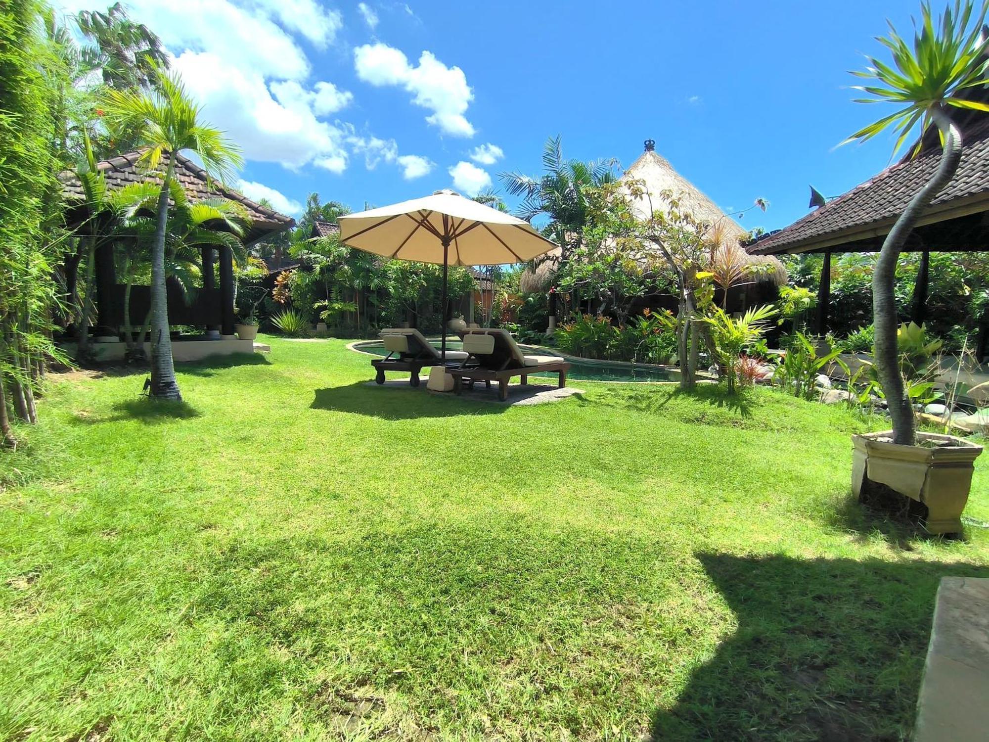 Villa Plawa Asri Seminyak Esterno foto