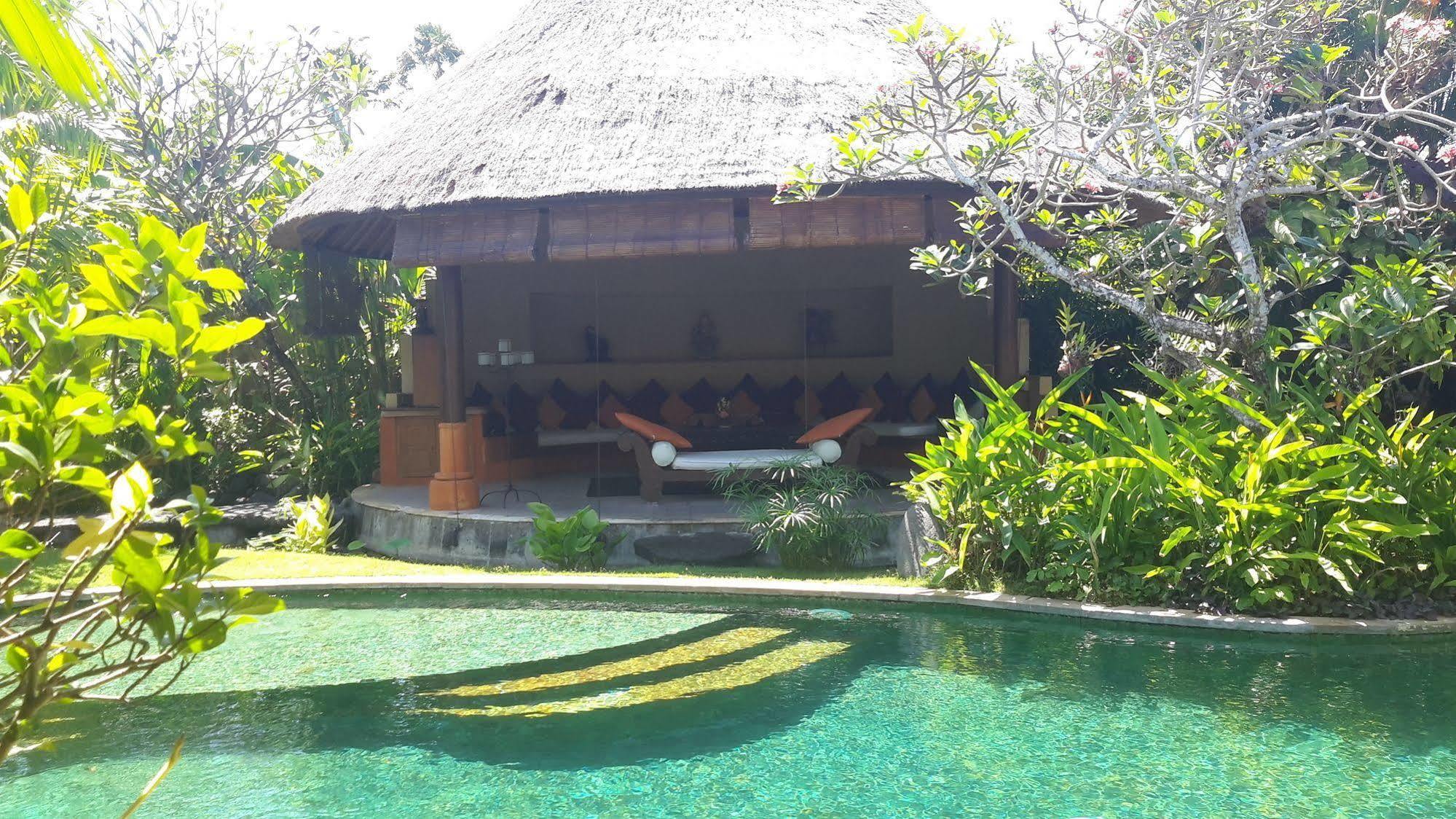 Villa Plawa Asri Seminyak Esterno foto