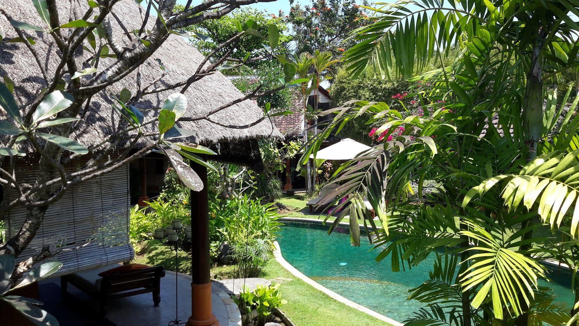 Villa Plawa Asri Seminyak Esterno foto
