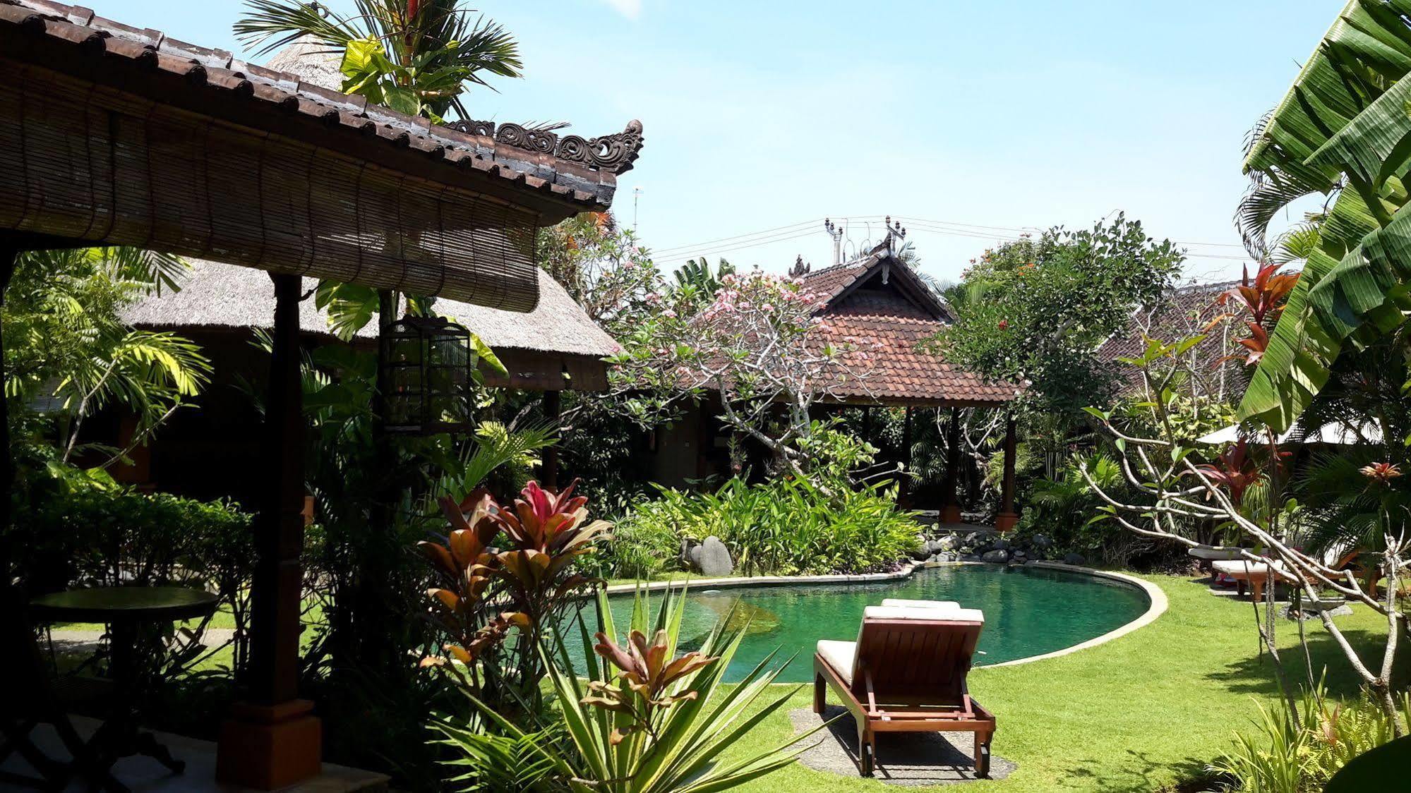Villa Plawa Asri Seminyak Esterno foto