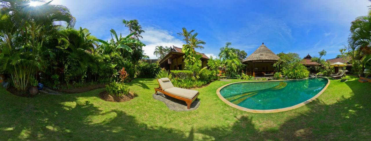 Villa Plawa Asri Seminyak Esterno foto